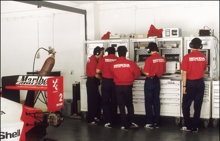 Honda telemetry. Credit Bernard Asset (11)