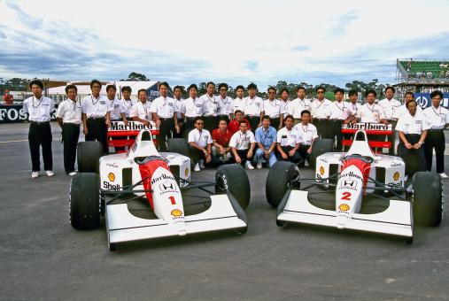Era 2: McLaren Honda team photo 